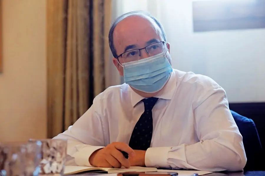 El ministro de Cultura y Deporte, Miquel Iceta, mantiene una reuni&oacute;n, en la sede del Ministerio, con representantes de las asociaciones de creadores del sector del libro FADIP, ACETT, ACEE y Sectorial del C&oacute;mic, a 8 de septiembre de 2021, en Madrid (Espa&ntilde;