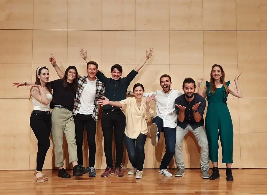 Archivo - Foto grupal de los ocho finalistas de Famelab Espa&ntilde;a 2021
