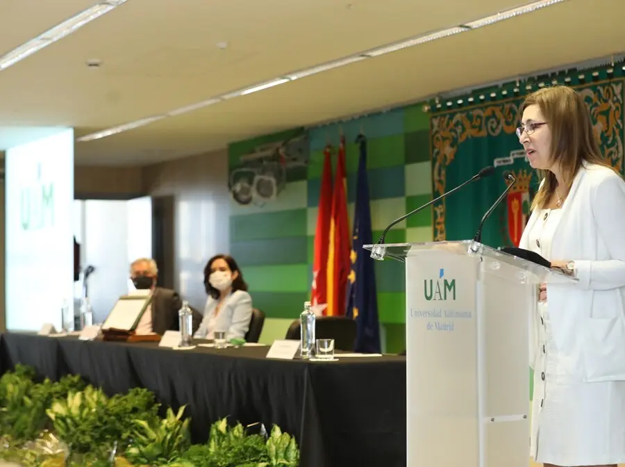 Archivo - La nueva rectora de la Universidad Aut&oacute;noma de Madrid, Amaya Mendikoetxea, interviene en su toma de posesi&oacute;n.