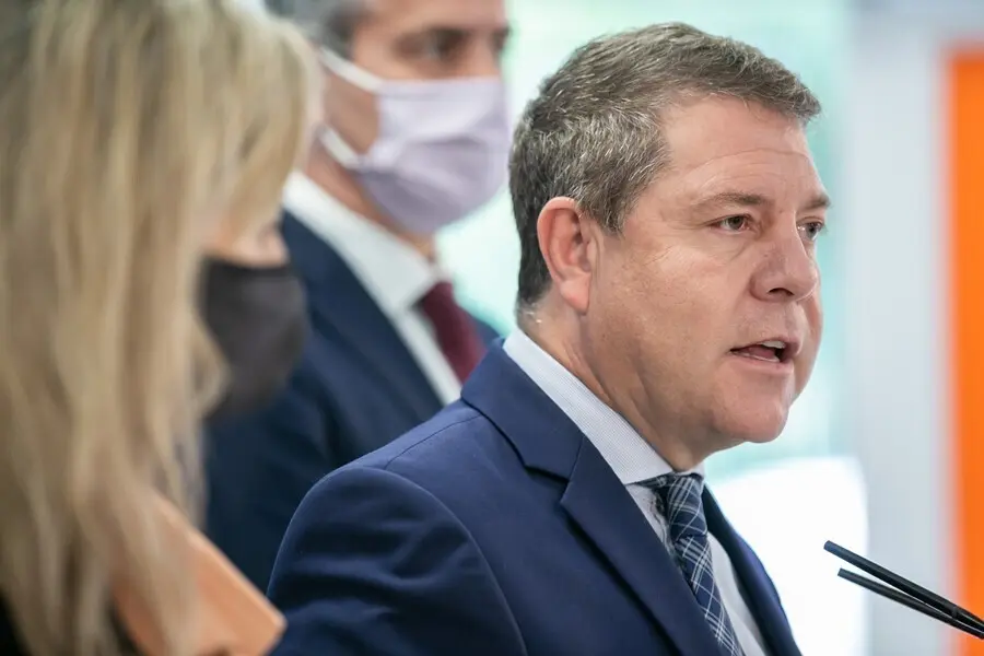 El presidente de Castilla-La Mancha, Emiliano Garc&iacute;a-Page, preside el Consejo de Gobierno itinerante que se celebra en Sese&ntilde;a