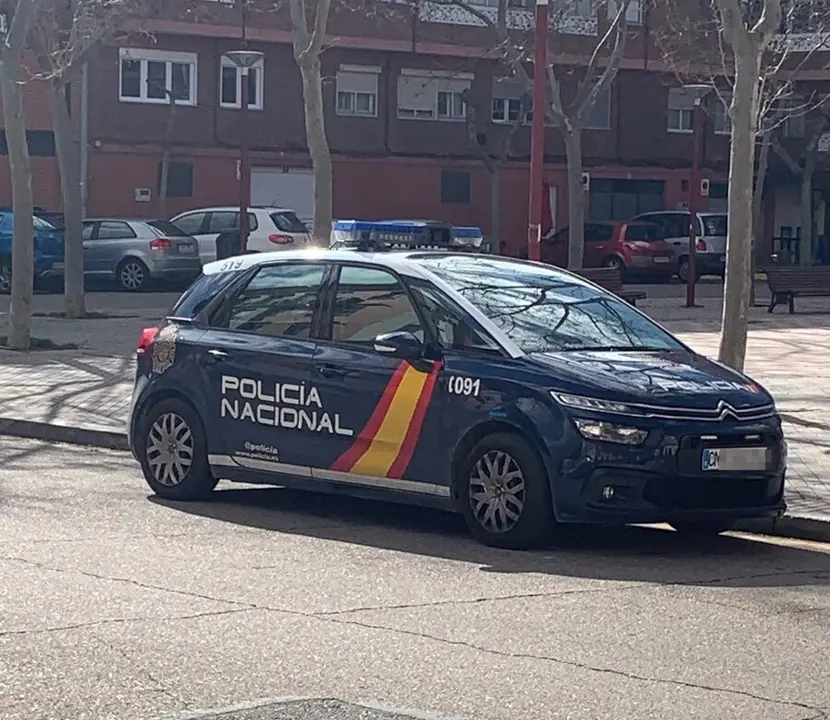 Archivo - Sucesos.- Detenida en Valladolid sorprendida en el domicilio en el que robaba por una joven que dorm&iacute;a en la vivienda