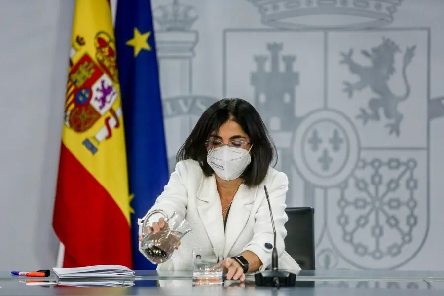 La ministra de Sanidad, Carolina Darias, durante una rueda de prensa posterior a la reuni&oacute;n del Consejo Interterritorial del Sistema Nacional de Salud, a 15 de septiembre de 2021, en Madrid (Espa&ntilde;a). Ampliar el aforo en estadios y eventos deportivos y adm