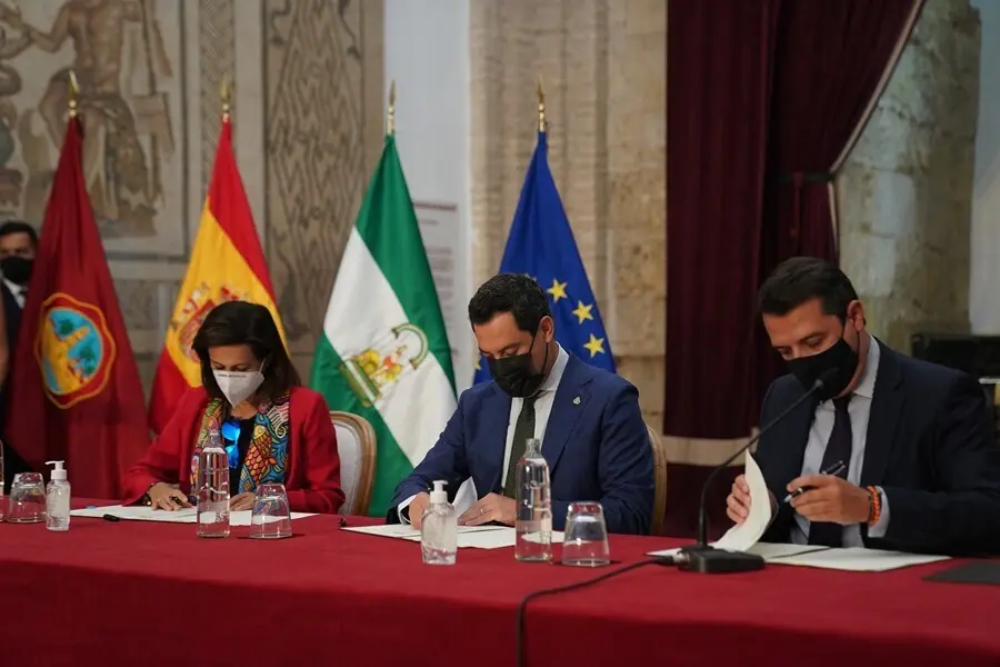 Firma del protocolo general de actuaci&oacute;n y de convenio para el desarrollo del proyecto de la base log&iacute;stica del Ej&eacute;rcito de Tierra 'General de Ej&eacute;rcito Javier Varela' en C&oacute;rdoba.