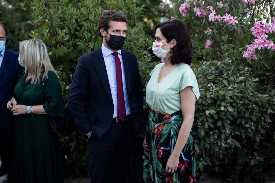 Archivo - El l&iacute;der del PP, Pablo Casado y la presidenta de la Comunidad de Madrid, Isabel D&iacute;az Ayuso.