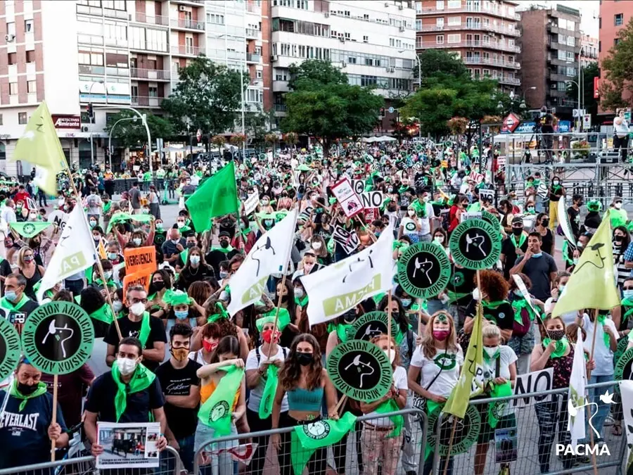 Manifestaci&oacute;n PACMA en Las Ventas