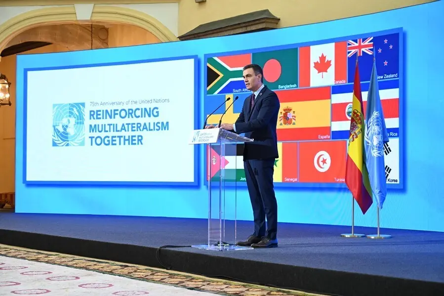 Archivo - El presidente del Gobierno, Pedro S&aacute;nchez, interviene durante el acto de conmemoraci&oacute;n del 75 aniversario de la entrada en vigor de la carta de las Naciones Unidas, en el Palacio Real de El Pardo, El Pardo, Madrid, (Espa&ntilde;a), a 10 de noviembre de