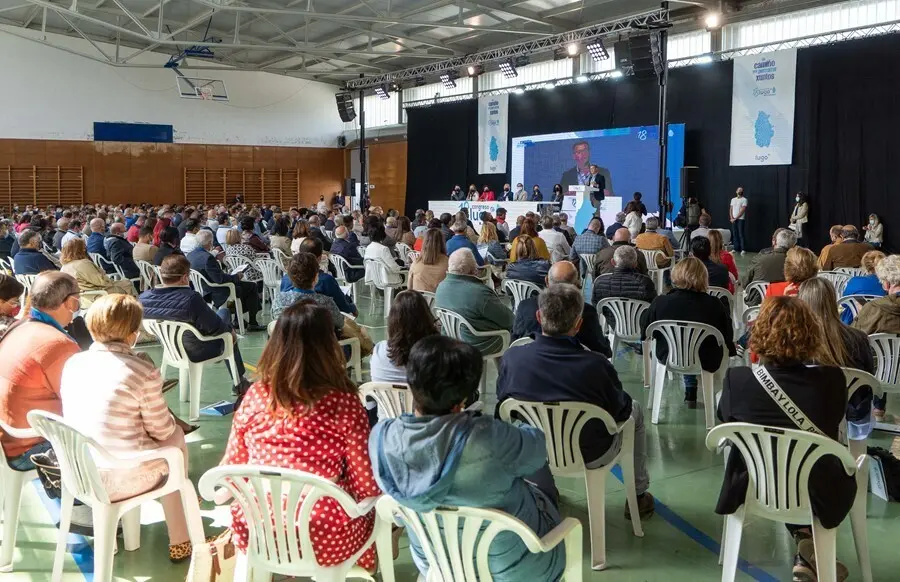 El presidente del PPdeG, Alberto N&uacute;&ntilde;ez Feij&oacute;o, interviene ante el Congreso Provincial de Lugo.