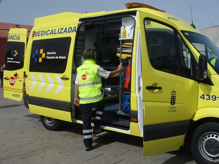 Archivo - Ambulancia medicalizada del SUC