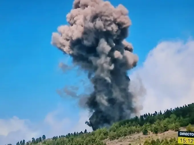 Se inicia una erupci&oacute;n volc&aacute;nica en La Palma