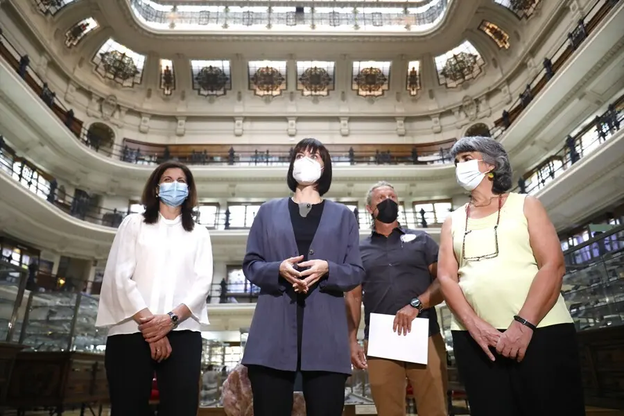 (I-D) La secretaria general de Investigaci&oacute;n, Raquel Yotti; la ministra de Ciencia e Innovaci&oacute;n, Diana Morant