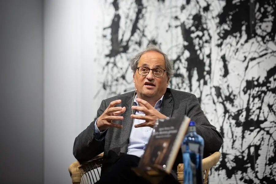 Archivo - El expresidente de la Generalitat de Catalunya, Quim Torra, presenta su libro 'Les hores greus. Dietari de Canonges' en la Llibreria Ona en Barcelona (Catalunya, Espa&ntilde;a), a 15 de marzo de 2021.