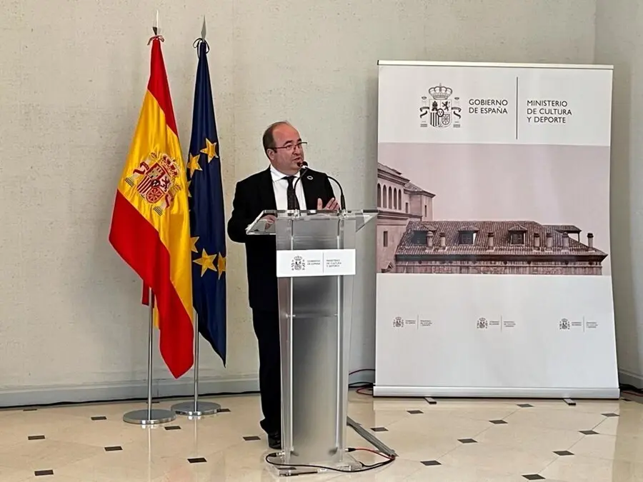 Miquel Iceta tras presidir la Comisi&oacute;n Interministerial del Estatuto del Artista