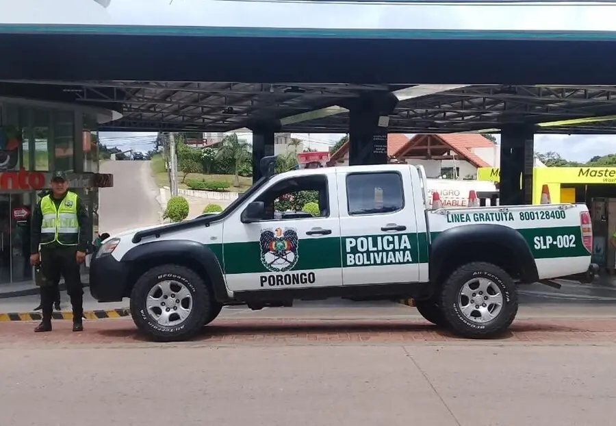 Archivo - Un veh&iacute;culo de la Polic&iacute;a de Bolivia