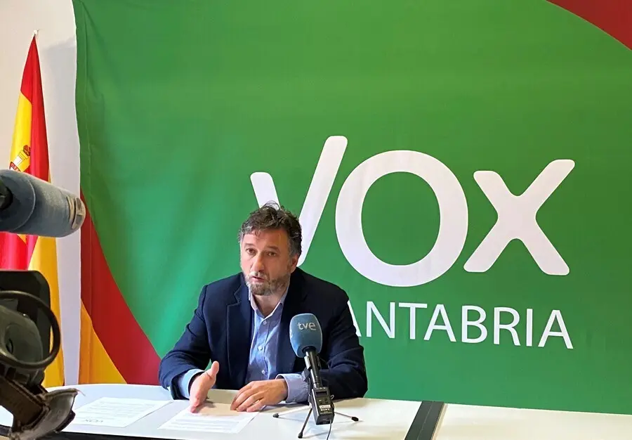 Archivo - El portavoz parlamentario de Vox, Crist&oacute;bal Palacio