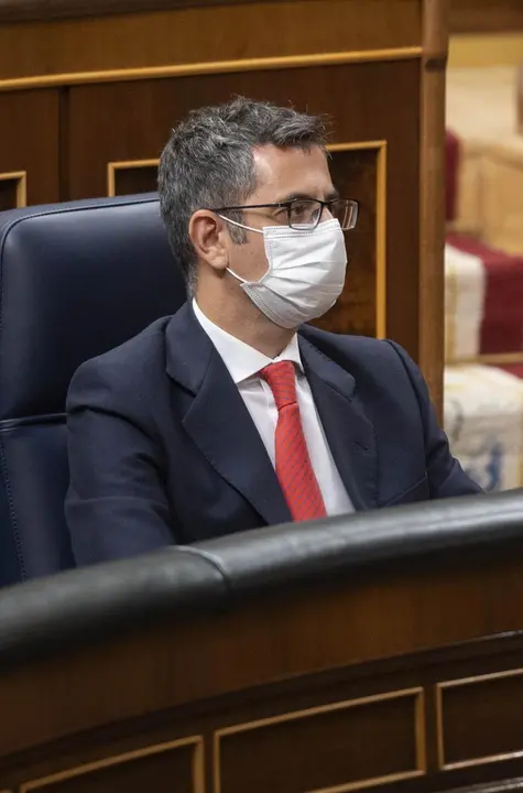 El ministro de la Presidencia, Relaciones con las Cortes y Memoria Democr&aacute;tica, F&eacute;lix Bola&ntilde;os, durante una sesi&oacute;n plenaria en el Congreso de los Diputados, a 13 de septiembre de 2021, en Madrid (Espa&ntilde;a). El pleno del Congreso de los Diputados debate hoy l