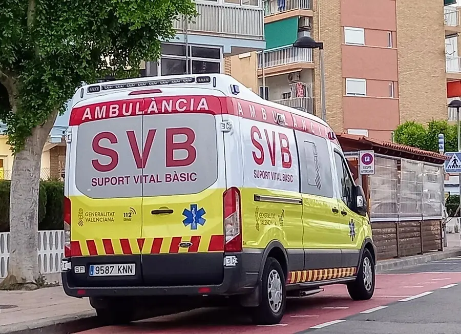 Archivo - Foto de archivo de ambulancia de Soporte Vital B&aacute;sico (SVB)