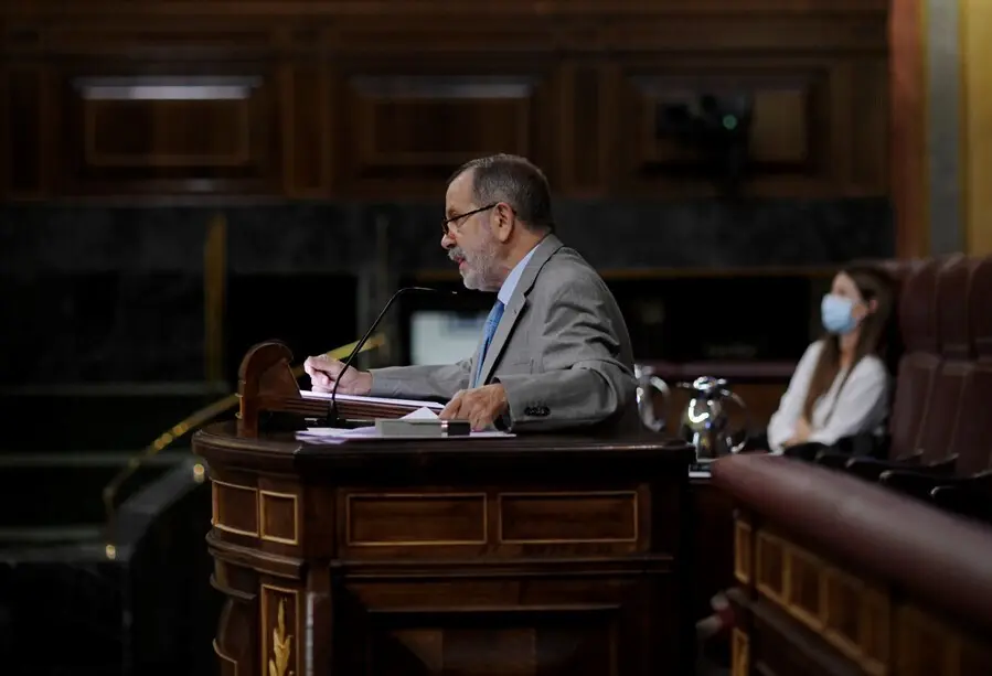 El Defensor del Pueblo, Francisco Fern&aacute;ndez Marug&aacute;n, interviene en sesi&oacute;n plenaria en el Congreso de los Diputados.