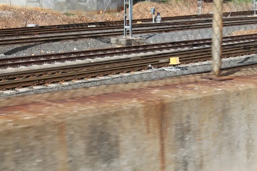 Archivo - V&Iacute;A DEL TREN, AVE