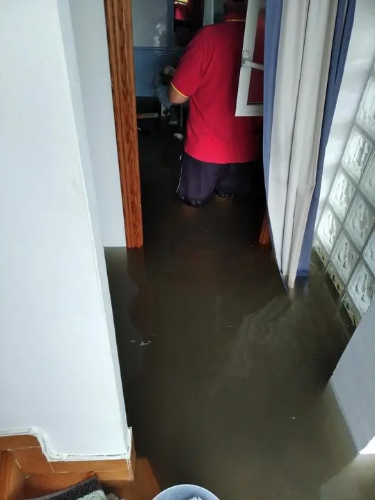 Inundaci&oacute;n en una vivienda de Isla Canela en Ayamonte (Huelva).