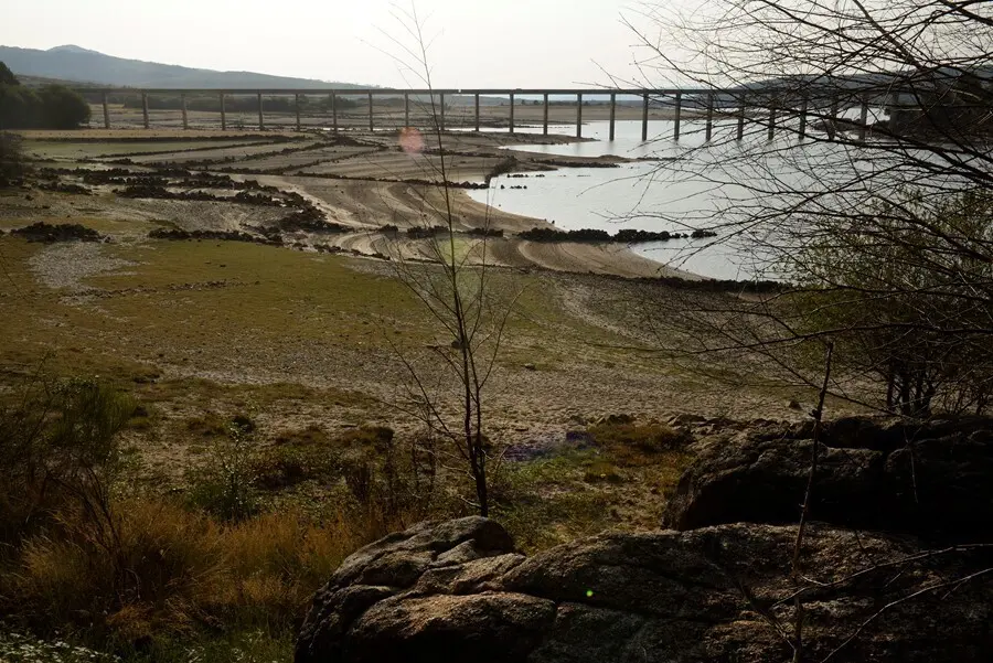 Archivo - Vista general sobre el estado del embalse de Salas en la cuenca Mi&ntilde;o-Sil