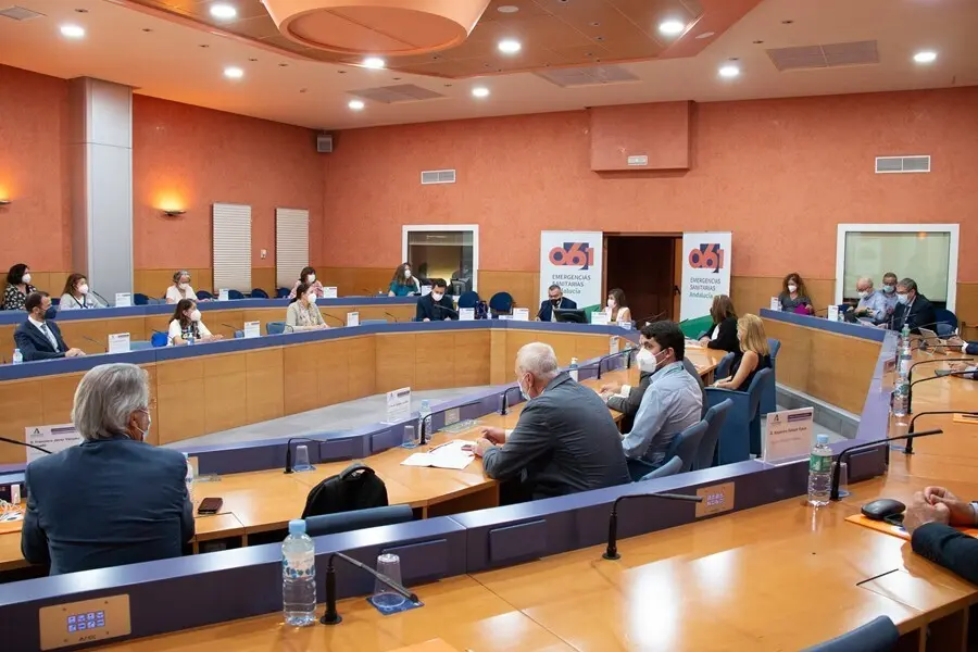 EPES 061 re&uacute;ne a m&aacute;s de un centenar de cuidadores, familiares, agentes sociales y sanitarios relacionados con la enfermedad de Alzheimer