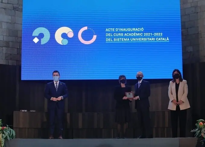 El presidente Pere Aragon&egrave;s y la consellera Gemma Geis en la inauguraci&oacute;n acad&eacute;mica del curso universitario