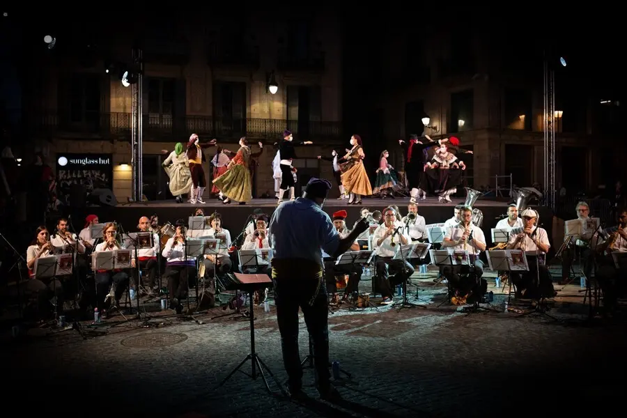 Las fiestas de la Merc&egrave; de Barcelona recuperan el 'Toc d'Inici' entre abucheos a Colau