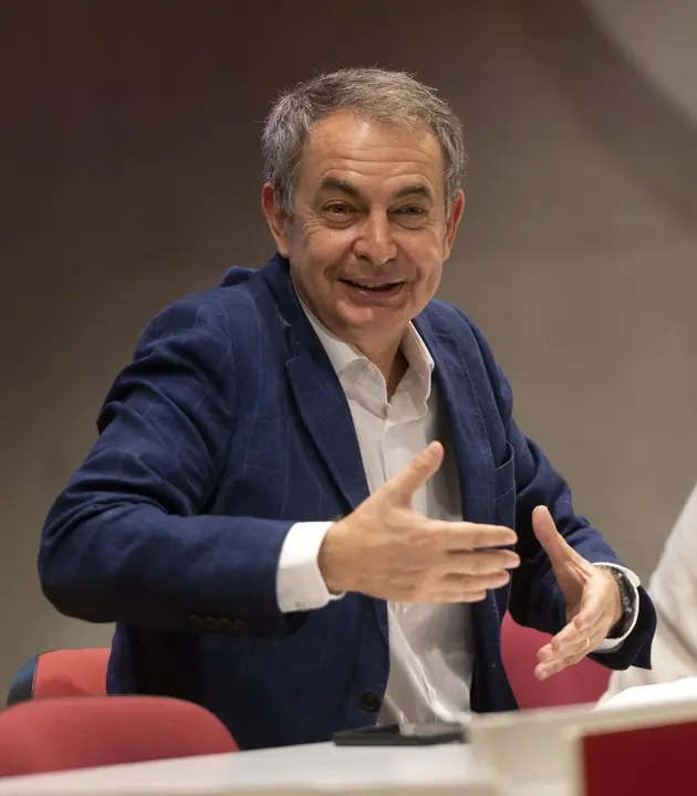 El expresidente del Gobierno Jos&eacute; Luis Rodr&iacute;guez Zapatero, durante la celebraci&oacute;n del 40 Aniversario de la constituci&oacute;n de Izquierda Socialista del PSOE, en la sede de UGT, a 12 de septiembre de 2021, en Madrid (Espa&ntilde;a)