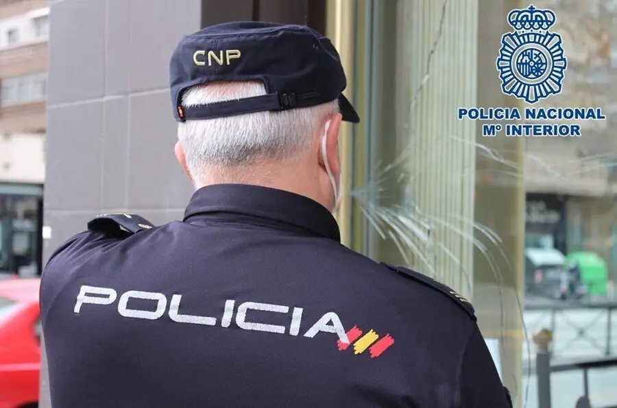 Agente de Polic&iacute;a Nacional