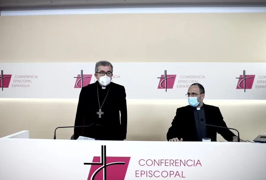Archivo - El secretario general de la Conferencia Episcopal Espa&ntilde;ola (CEE) y obispo auxiliar de Valladolid, Luis Javier Arg&uuml;ello Garc&iacute;a