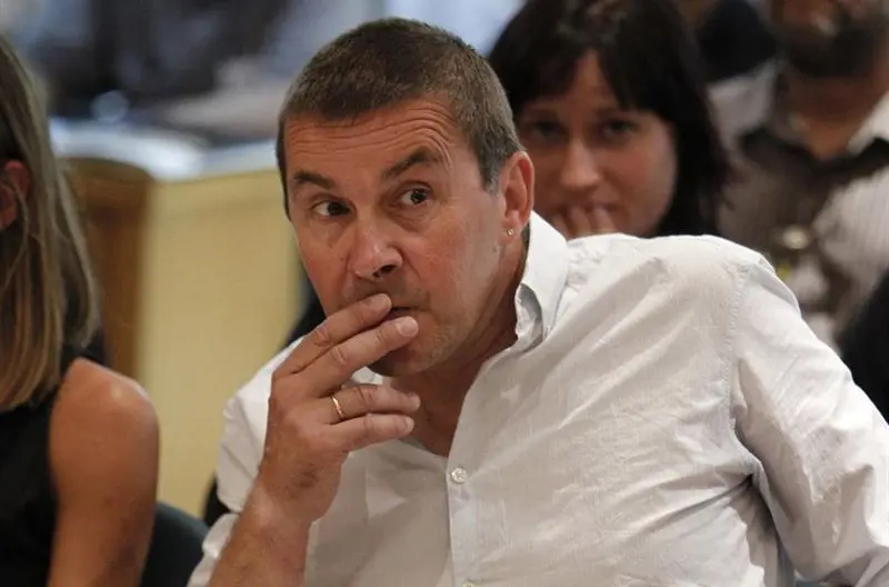 Arnaldo Otegui.