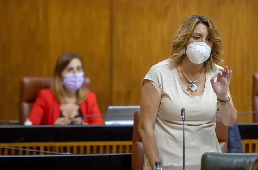 Archivo - La secretaria general del PSOE,A, Susana D&iacute;az, en una imagen de archivo en el Parlamento.