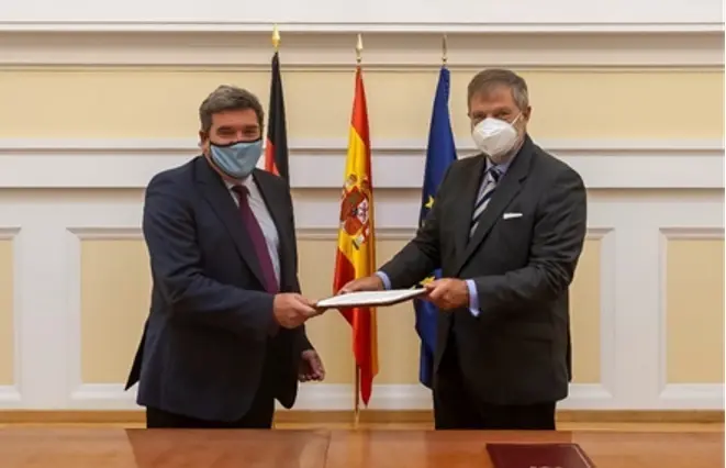 El ministro de Inclusi&oacute;n, Seguridad Social y Migraciones, Jos&eacute; Luis Escriv&aacute; y el ministro de Trabajo y Asuntos Sociales de Alemania, Hubertus Heil