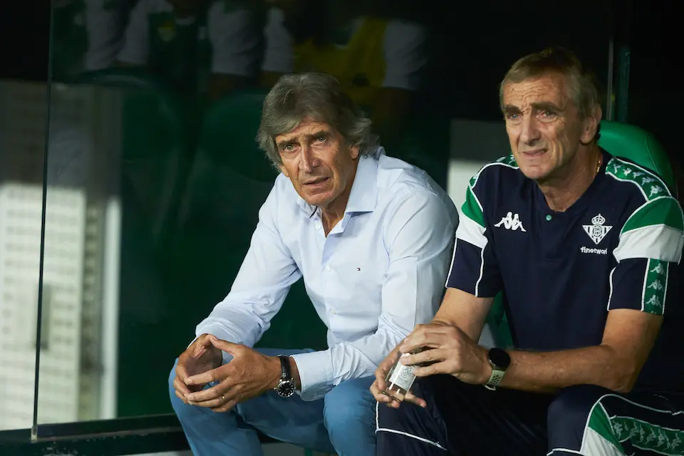 Manuel Pellegrini, head coach of Real Betis, looks on during the spanish league, La Liga Santander, football match played between Real Betis and Getafe CF at Benito Villamarin stadium on September 26, 2021, in Sevilla, Spain.
AFP7 /  Europa Press
26/9/2021 ONLY FOR USE IN SPAIN