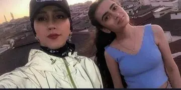 La Tiktoker y su prima.