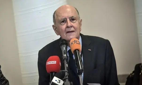 Jean-Marc Sauv&eacute; dijo que las investigaciones de la comisi&oacute;n hab&iacute;an descubierto entre 2.900 y 3.200 sacerdotes pederastas u otros miembros de la Iglesia. Fotograf&iacute;a: Quentin TOP/SIPA/Rex/Shutterstockx