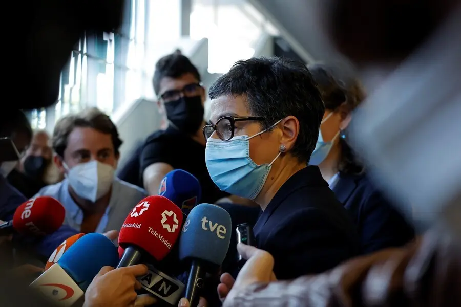 La exministra de Asuntos Exteriores Arancha Gonz&aacute;lez Laya responde a los medios a su salida del Juzgado de Instrucci&oacute;n N&uacute;mero 7 de Zaragoza donde ha acudido para declarar en relaci&oacute;n a la entrada en Espa&ntilde;a de Brahim Ghali.