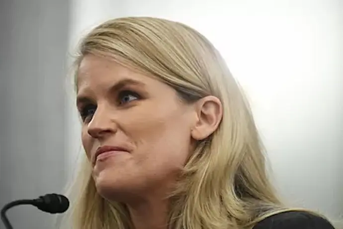 Frances Haugen durante su declaraci&oacute;n.Matt. McClain EFE