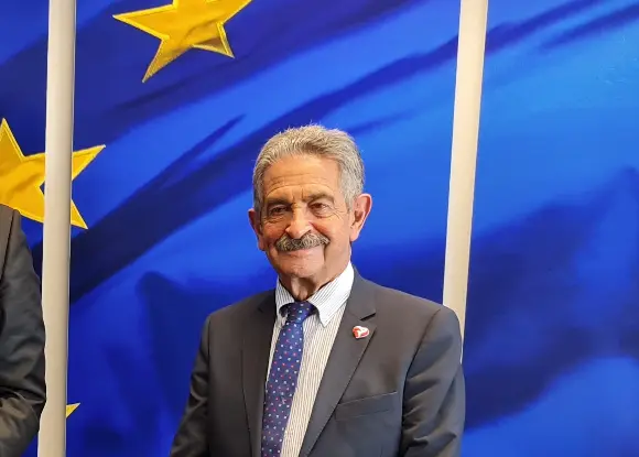 M. A. Revilla durante su visita en Bruselas. / ALERTA