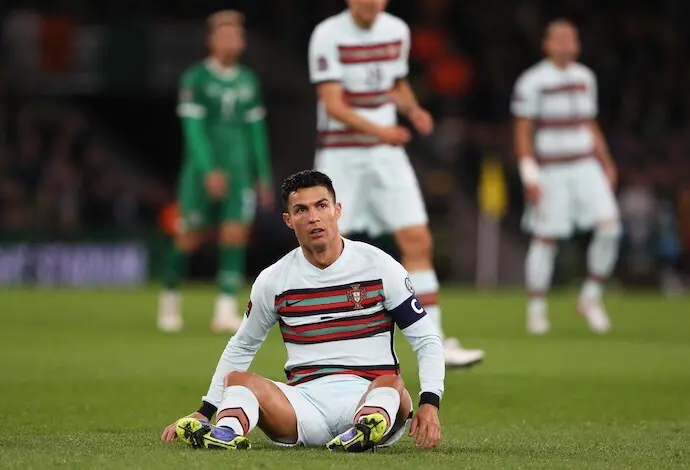 El portugu&eacute;s Cristiano Ronaldo reacciona durante el partido de f&uacute;tbol del Grupo A de la clasificaci&oacute;n para la Copa Mundial de la FIFA 2022 entre Irlanda y Portugal en el Aviva Stadium. Foto: Brian Lawless/PA Wire/dpa
Fecha: 11/11/2021.
Firma
Brian Lawless / PA Wire / Dpa - S&oacute;lo para uso en Espa&ntilde;a