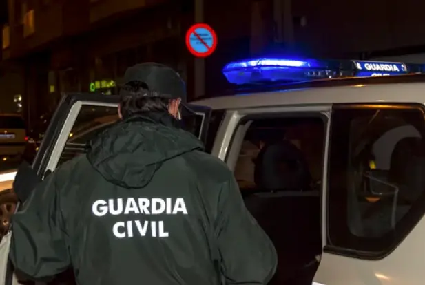 Un agende de la Guardia Civil. / A.E.