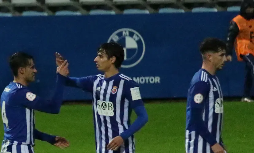 Los blanquiazules se adelantaron en el &uacute;ltimo minuto de la primera mitad y sentenciaron con dos tantos m&aacute;s en los &uacute;ltimos diez para llevarse el triunfo.