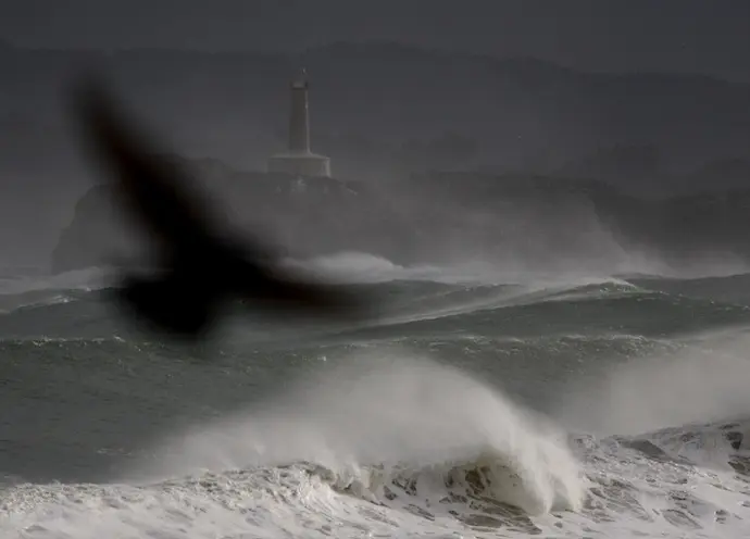 Olas en el Sardinero.