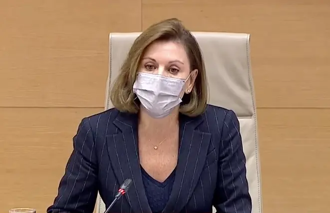 Cargar m&aacute;is
La ex secretaria general del PP y ex ministra Mar&iacute;a Dolores de Cospedal a su llegada a la Comisi&oacute;n &lsquo;Kitchen&rsquo;.