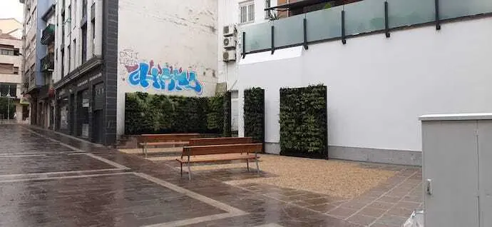 Microespacio junto al teatro Concha Espina de Torrelavega. / ALERTA