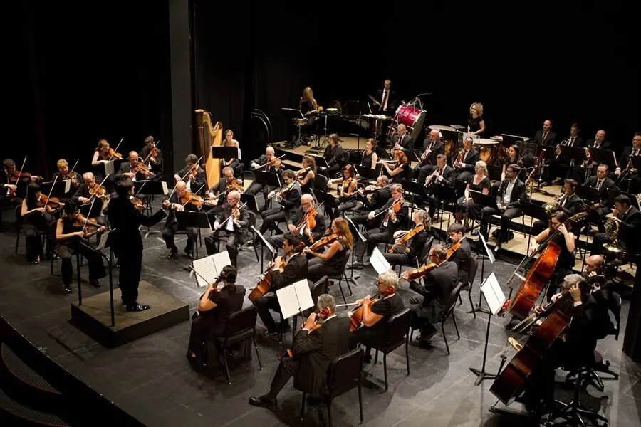 Imagen de una orquesta. / EP