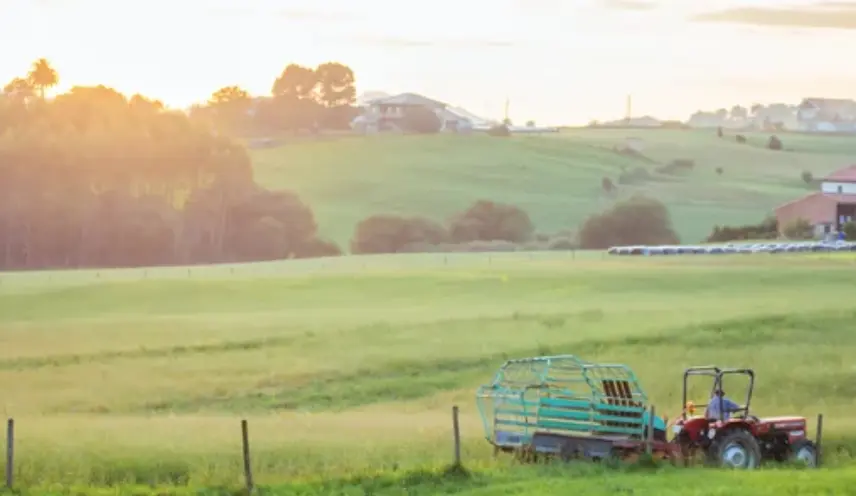 Tractor cantabria