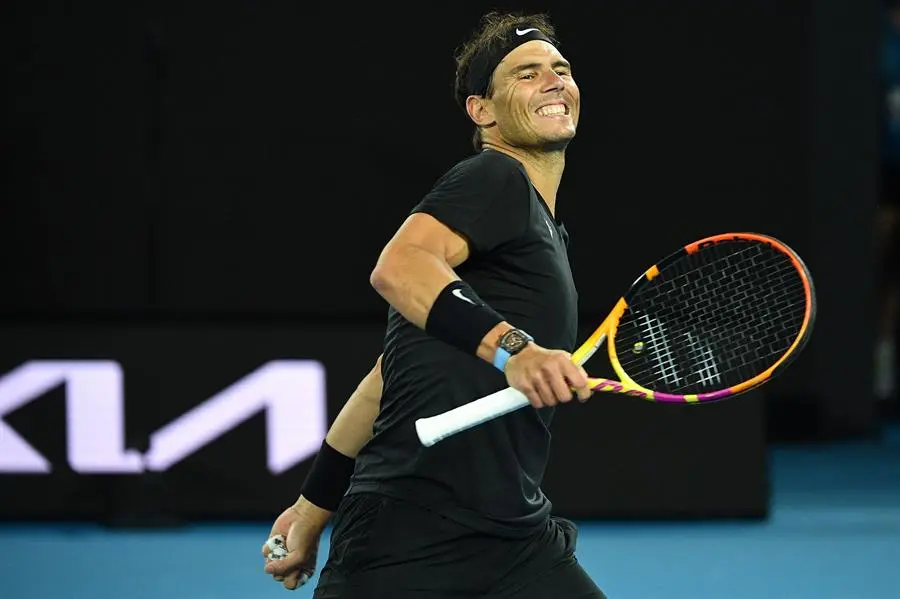 El espa&ntilde;ol Rafael Nadal celebra su victoria ante el estadounidense Maxime Cressy en el partido de la final masculina del torneo de tenis Melbourne Summer Set en Melbourne Park en Melbourne, Australia, el 9 de enero de 2022. (Tenis, Espa&ntilde;a) EFE/EPA/JAMES ROSS