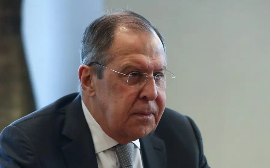 Sergei Lavrov sugiri&oacute; en una entrevista con los medios que las conversaciones con Kiev estaban ganando terreno a pesar del continuo derramamiento de sangre.