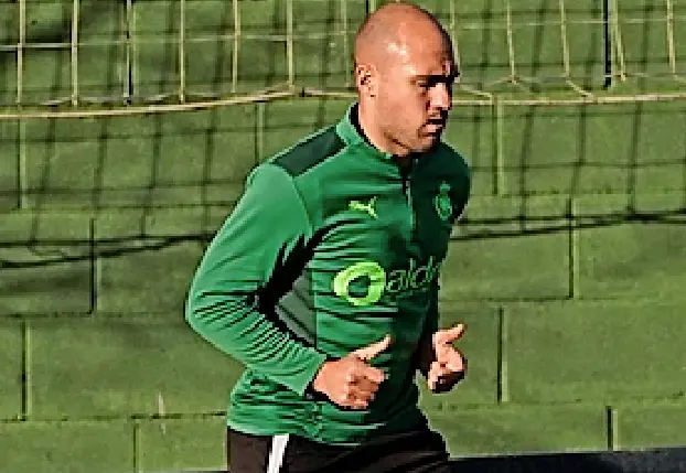 Unai Medina, entrenando ayer en solitario. / hardy
